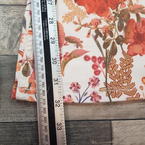 Free People Penny Pull On Flare Jeans 25 UK 4 White Floral Flares Boho BN - Picture 6 of 12
